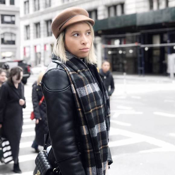 Meet your Posher, Thays - Picture 1 of 1